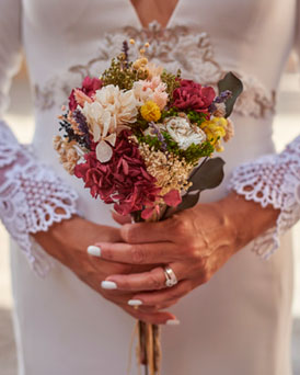 floristeria-en-cabeza-de-buey-ramo-novia2